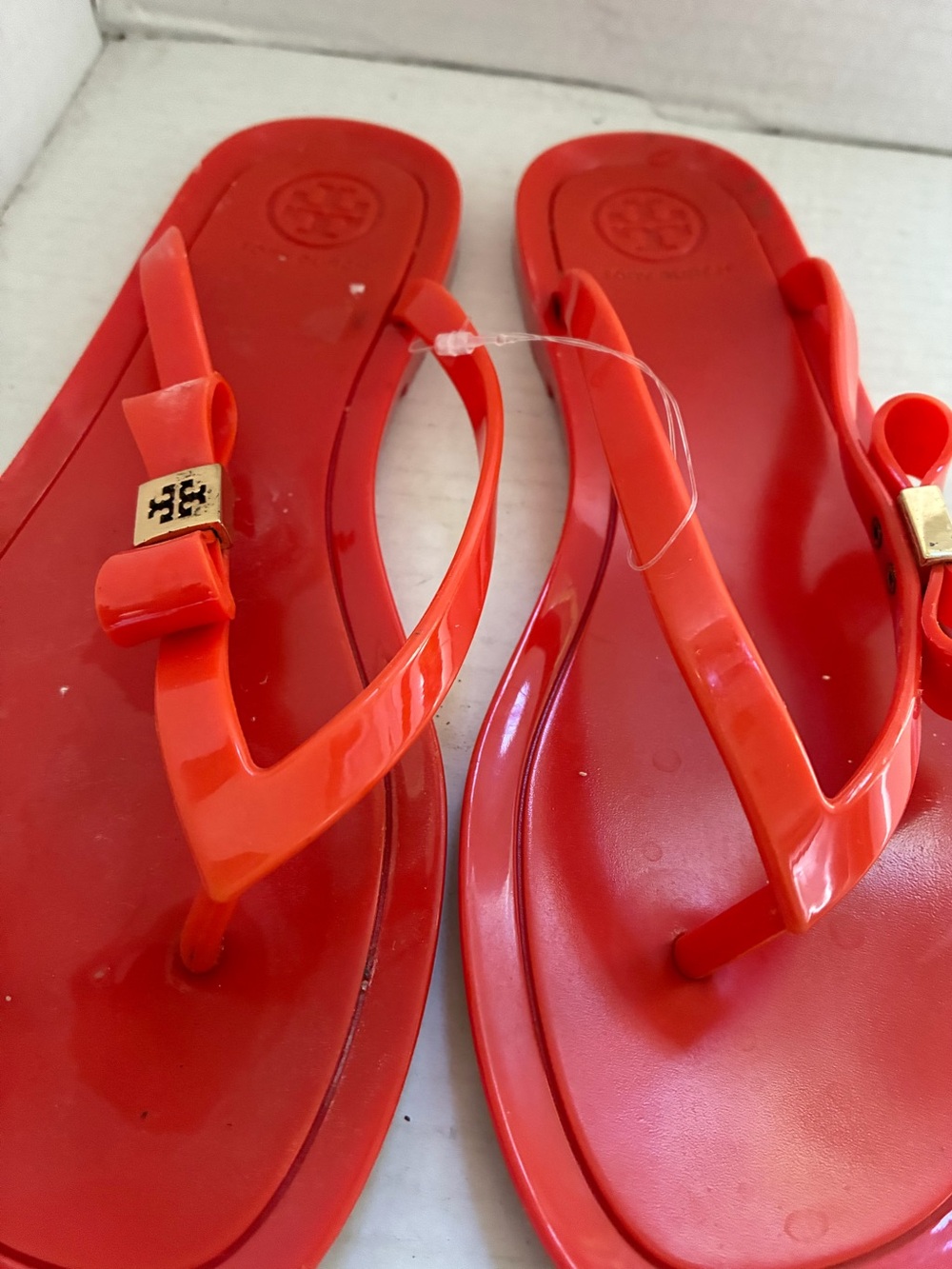 Tory Burch Women’s Logo Bow Thong Slip-On Rubber Sandals Orange 7